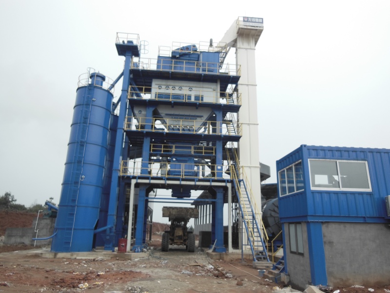 AMP3000 (+)-C Gléasra Measctha asfalt 260T/PH